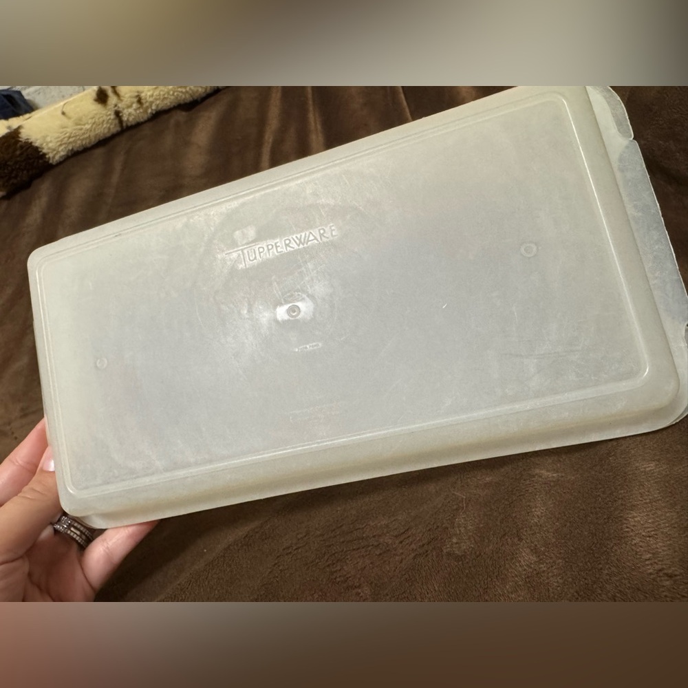 Vintage White bread Tupperware Storage Container - Picture 2 of 5